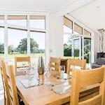 Resort North Lake Lodges *