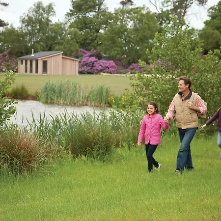 אתר נופש North Lake Lodges Langrigg